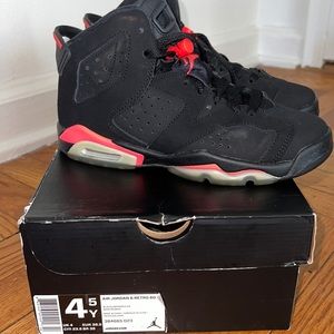 Jordan infrared 6 Retro | size 4.5Y